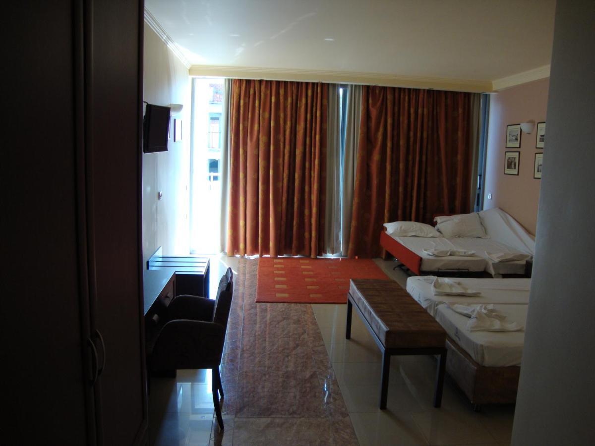 نيدري Captain Stavros Hotel المظهر الخارجي الصورة