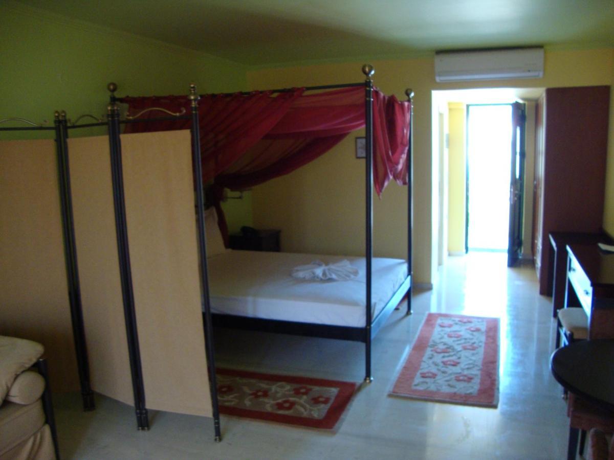 نيدري Captain Stavros Hotel المظهر الخارجي الصورة