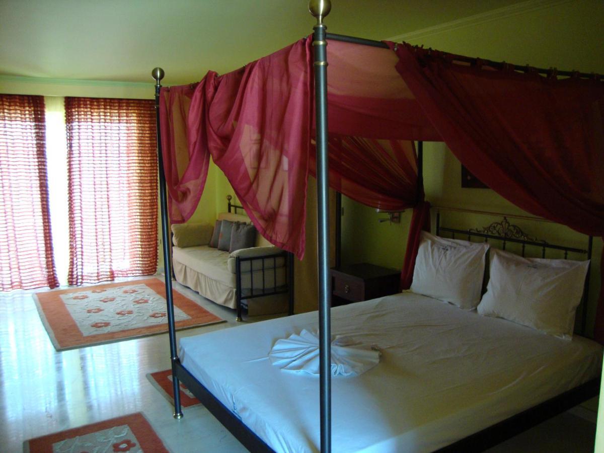 نيدري Captain Stavros Hotel المظهر الخارجي الصورة