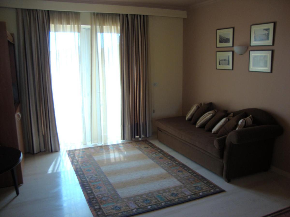 نيدري Captain Stavros Hotel المظهر الخارجي الصورة