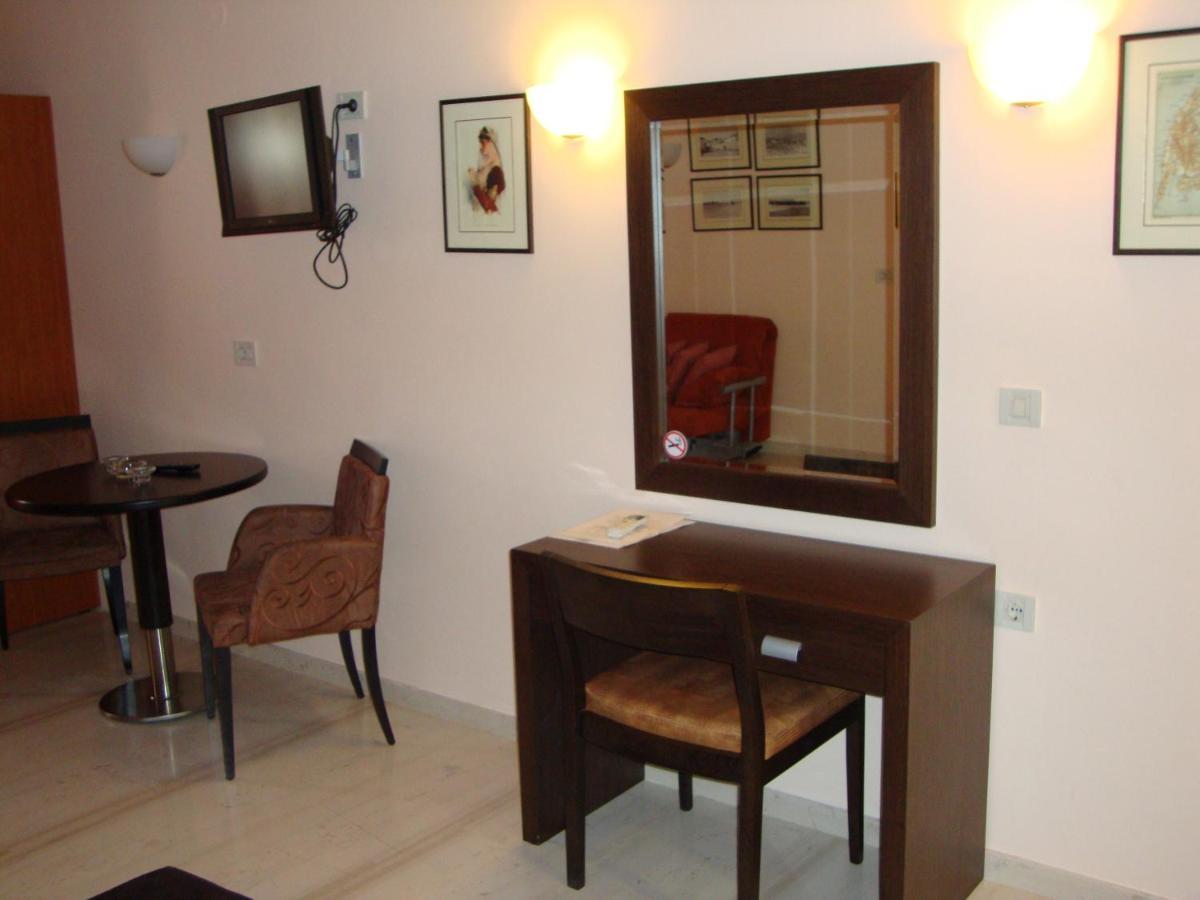 نيدري Captain Stavros Hotel المظهر الخارجي الصورة