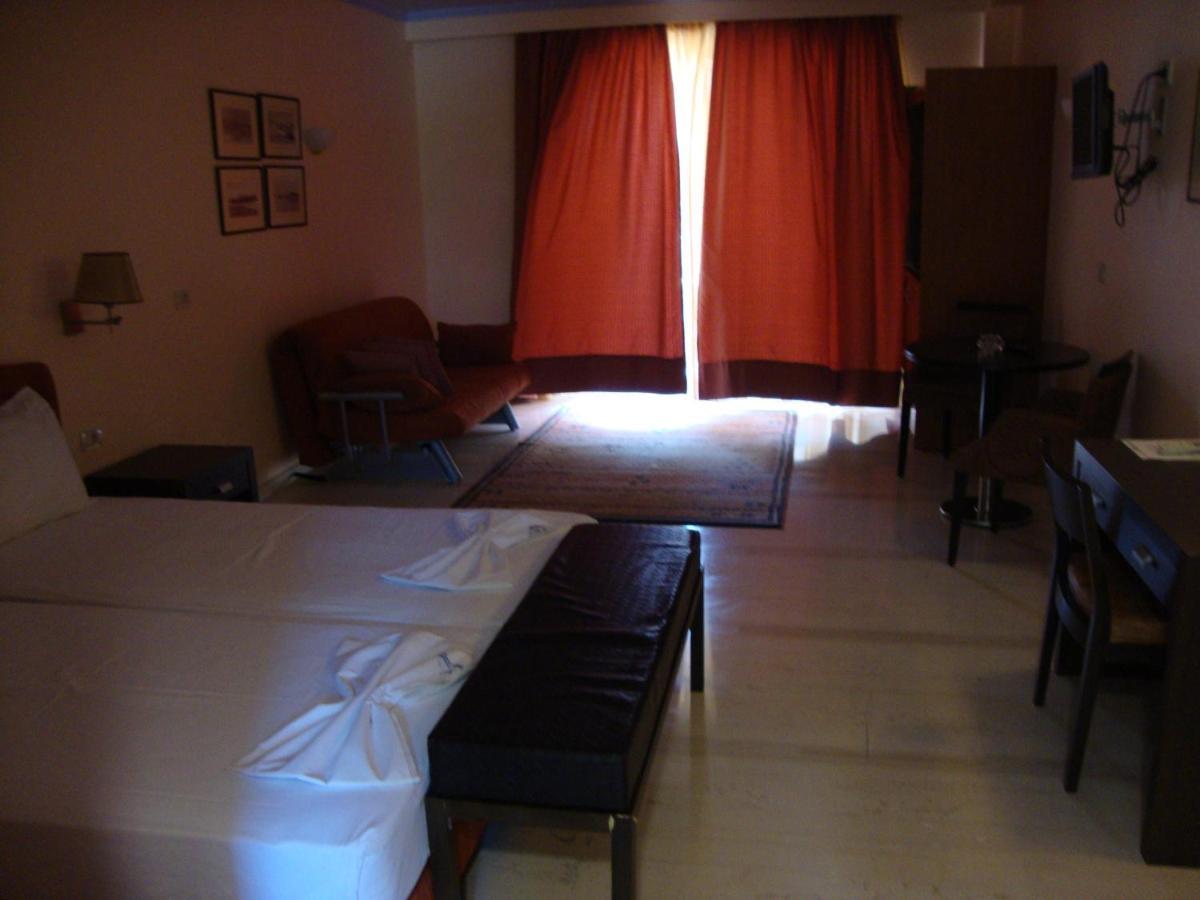 نيدري Captain Stavros Hotel المظهر الخارجي الصورة