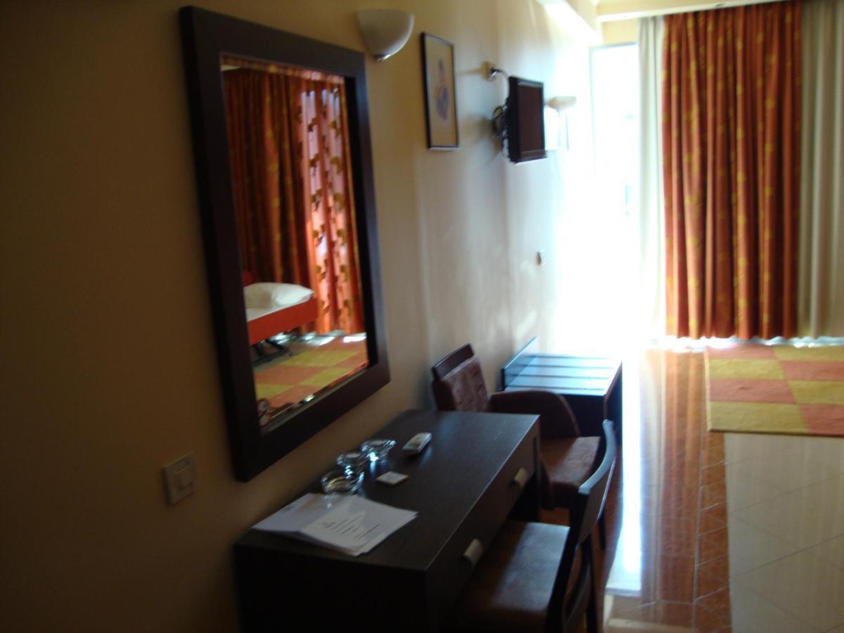 نيدري Captain Stavros Hotel المظهر الخارجي الصورة