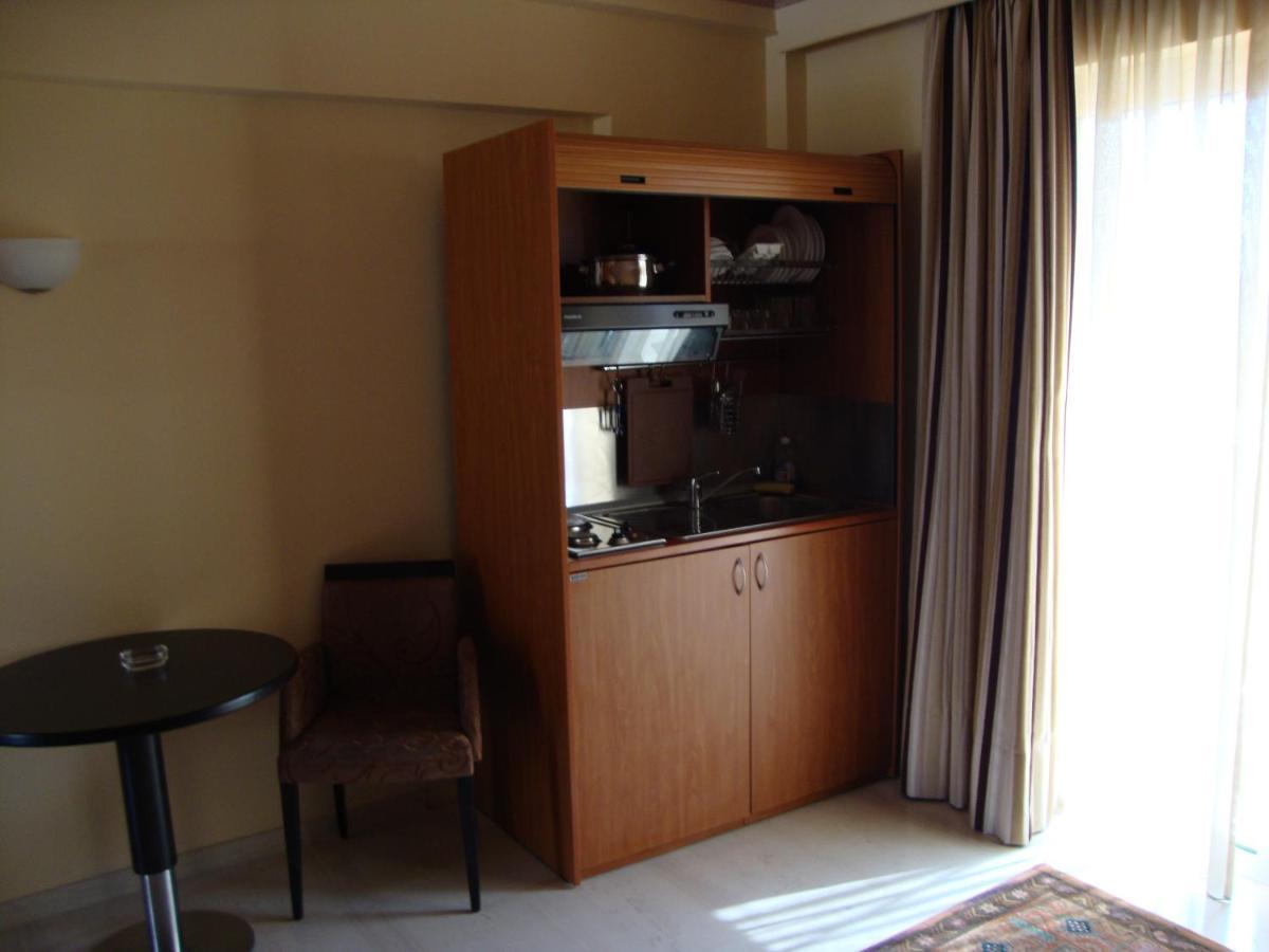 نيدري Captain Stavros Hotel المظهر الخارجي الصورة